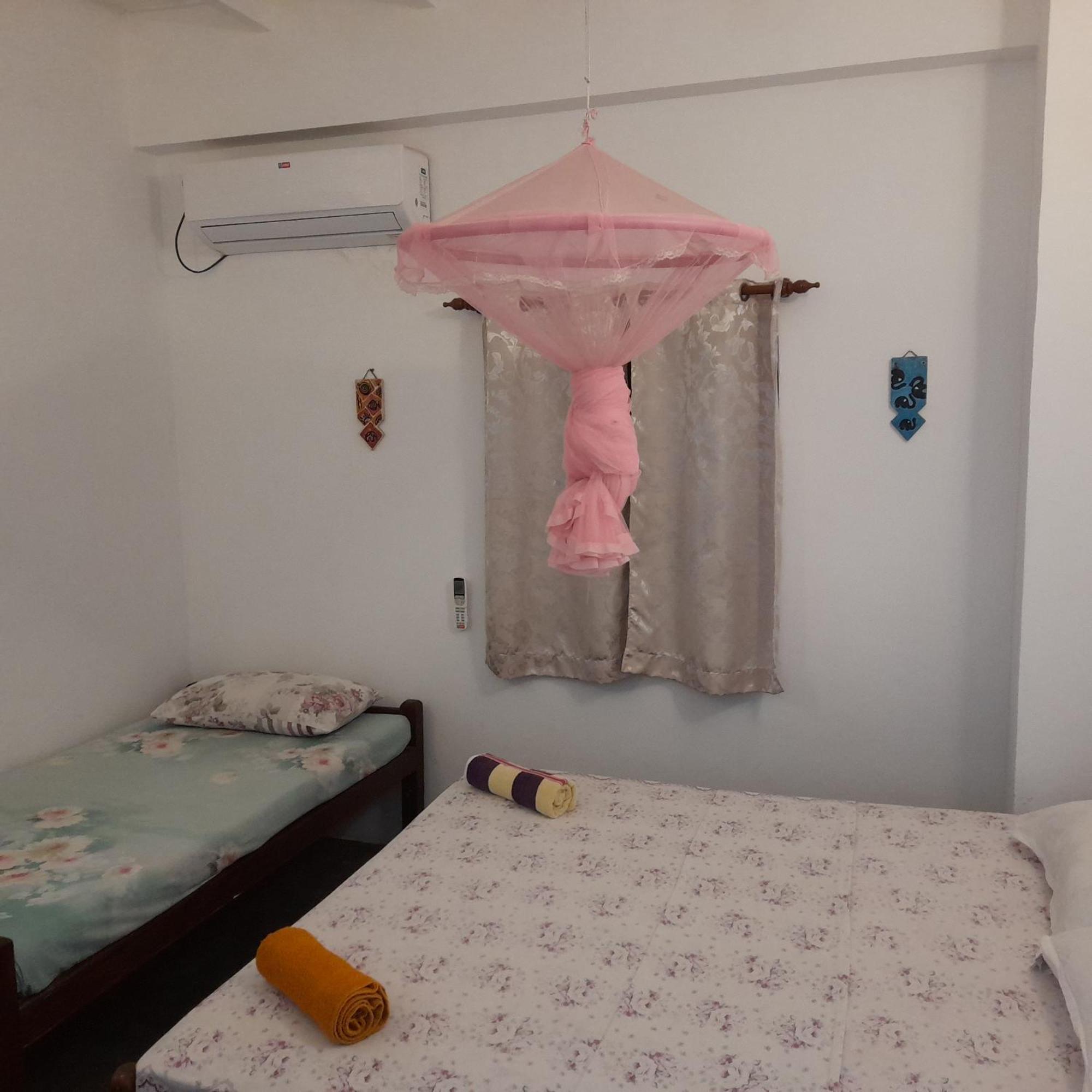 גאלה Shoba Traveller'S Tree Homes Stay מראה חיצוני תמונה