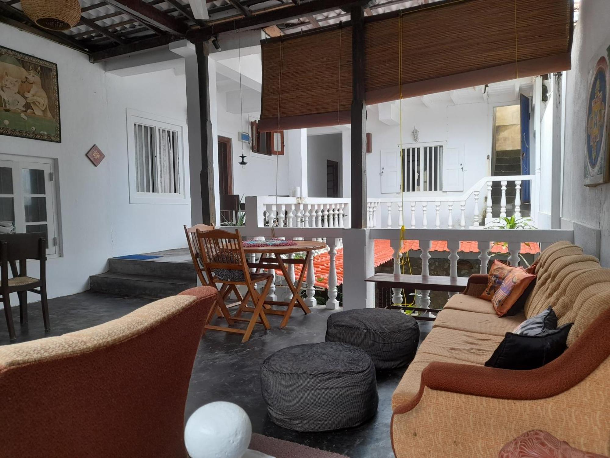 גאלה Shoba Traveller'S Tree Homes Stay מראה חיצוני תמונה